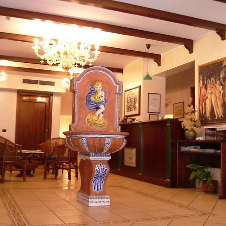 שילה Hotel U' Bais מראה חיצוני תמונה